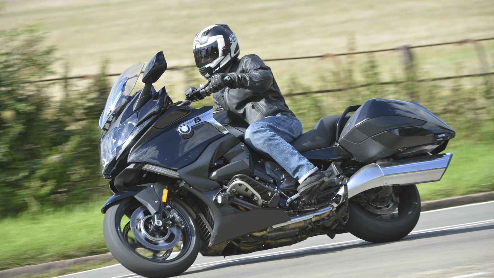 First ride: BMW K1600 B review